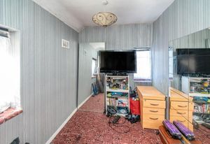 Photo 6- click for photo gallery